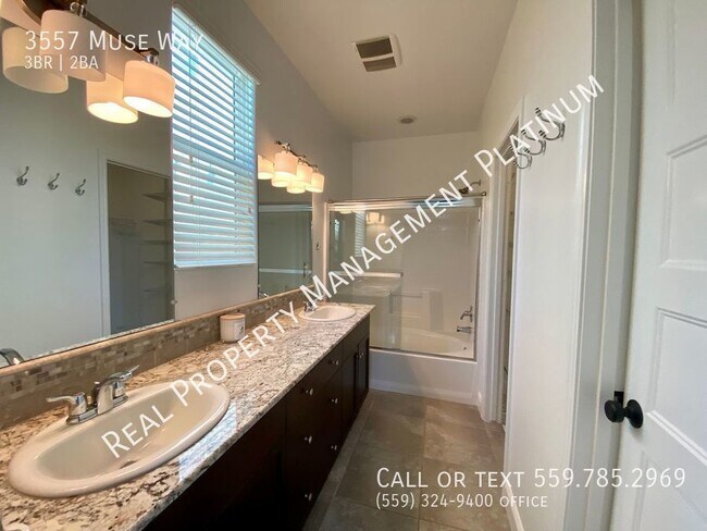 Foto del edificio - $2,195 - Beautiful  3 Bedroom Home in Harl...