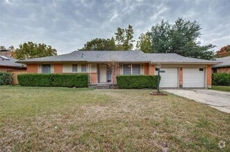 Building Photo - 3222 Latham Dr