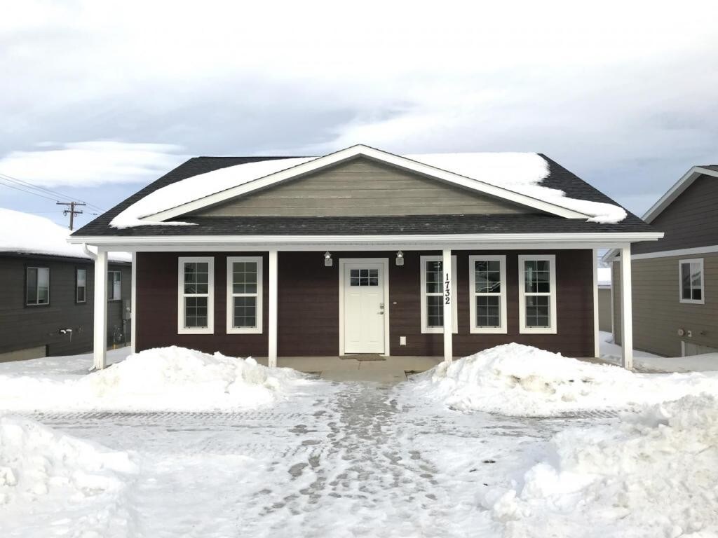 Primary Photo - 1732 Wilder
