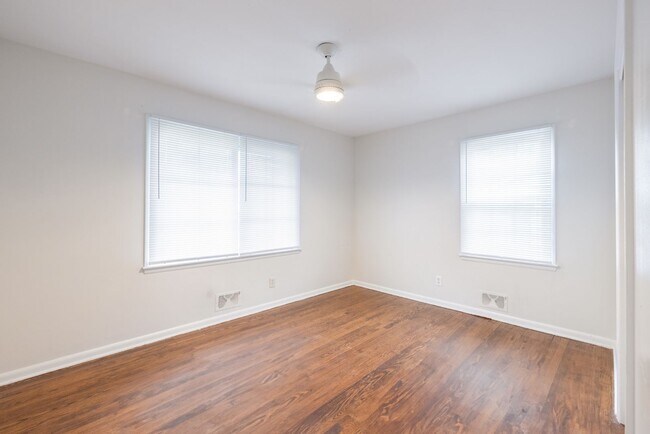 Foto del edificio - 3bd/2ba Home in Independence