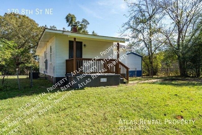 Building Photo - 170 8th St NE