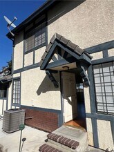 Building Photo - 711 W Duarte Rd