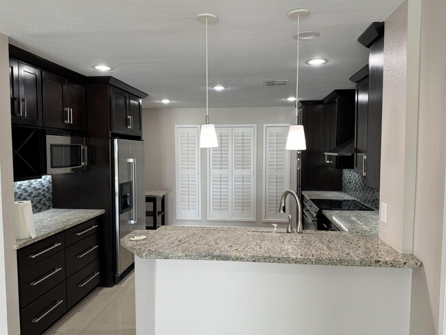 Foto del edificio - 1620 Eagle Crest Loop