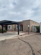 Building Photo - 9115 E Esperanza Dr