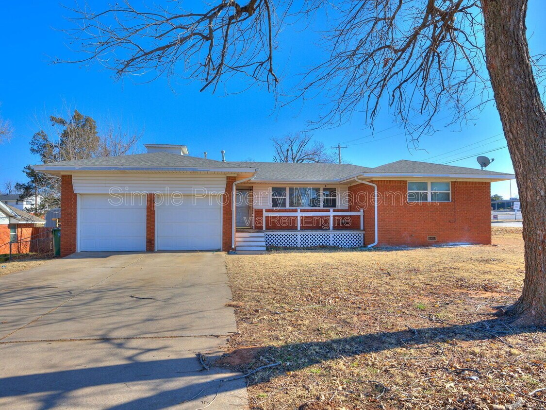 Photo - 611 Garth Brooks Blvd