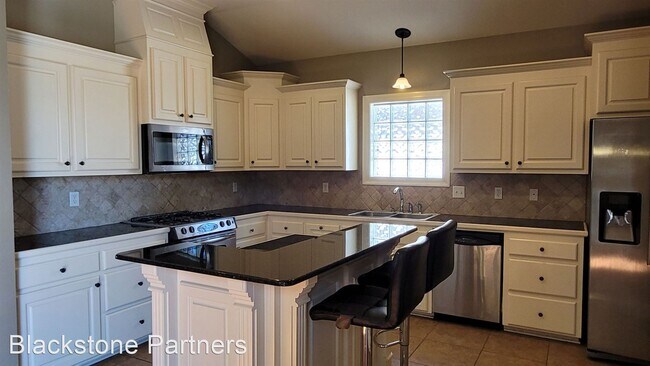 Foto del edificio - 3 br, 2 bath House - 10587 Hill Pointe Ave