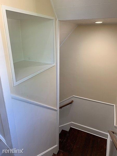Building Photo - 3 br, 2 bath Apartment - 21 Leuvine Street B