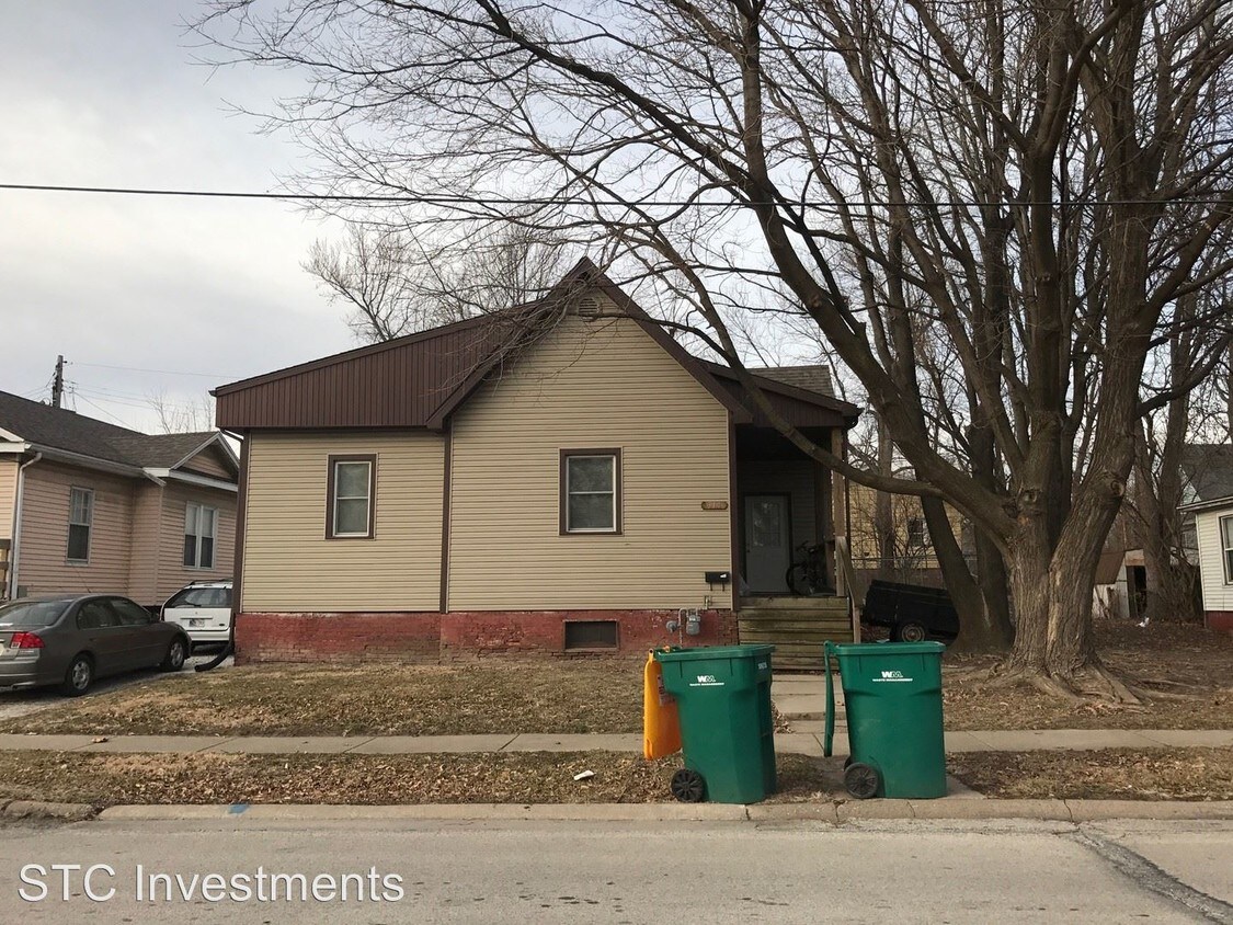 Foto principal - 2 br, 1 bath House - 314 W. Calhoun