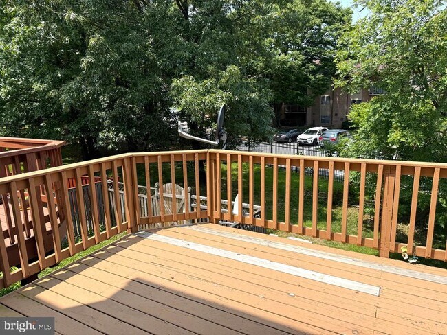 Foto del edificio - 3440 Cherry Hill Ct