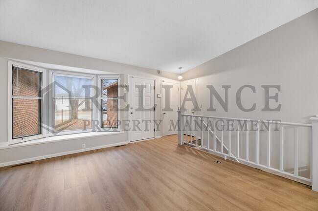 Foto del edificio - 141 S Lark St