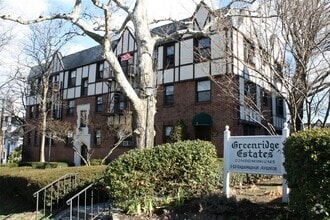 Building Photo - 11 Greenridge Ave