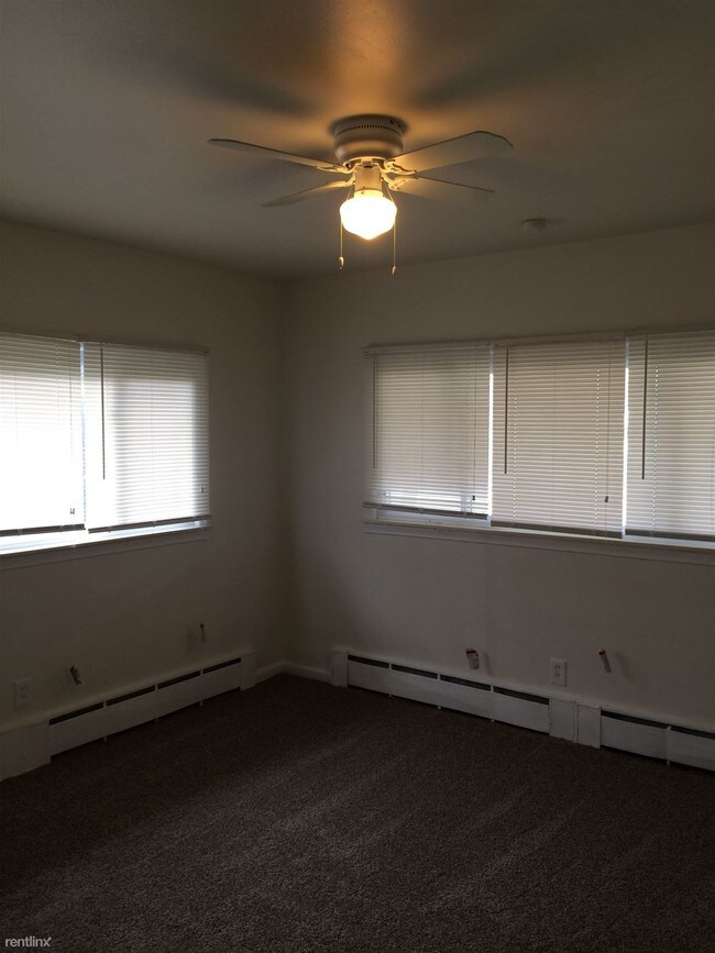 Building Photo - 24210 Schroeder Ave