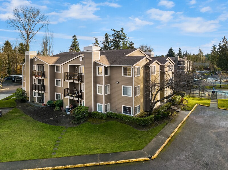 28712 18th Ave S Unit X304, Federal Way, WA 98003 Condo for Rent in