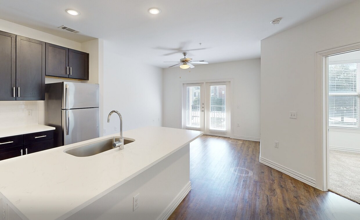 Photo - Bell Gateway Village Apartments