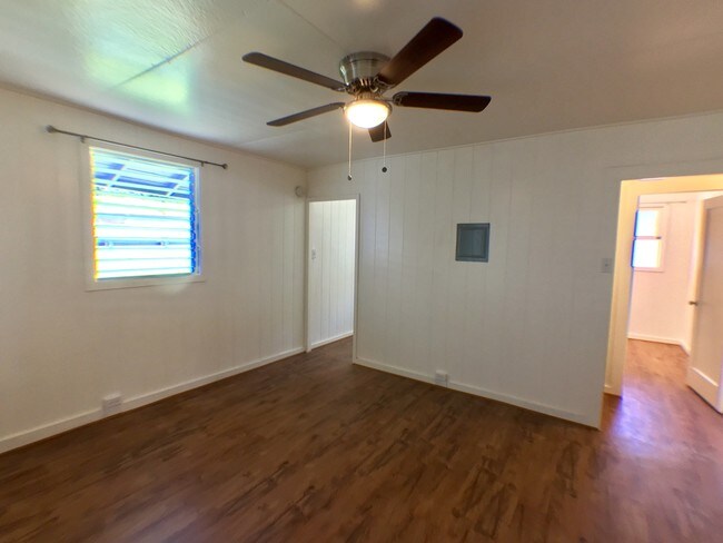 Building Photo - 2934 Varsity Cir