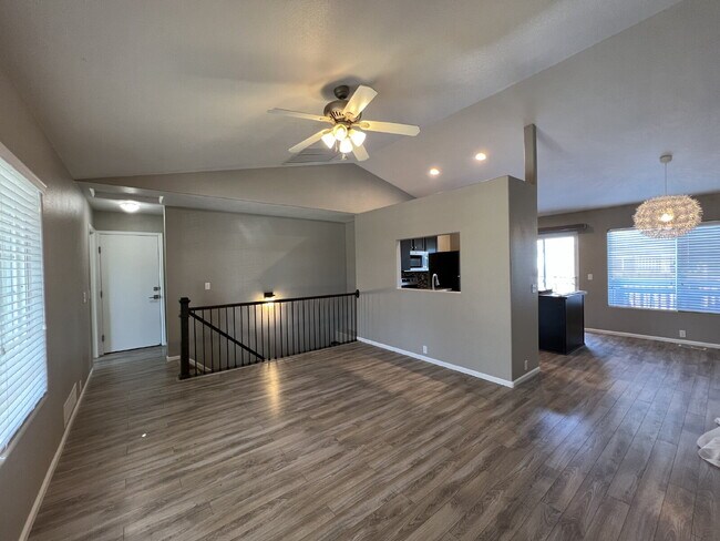 Building Photo - Updated, Spacious Ranch-Style Home