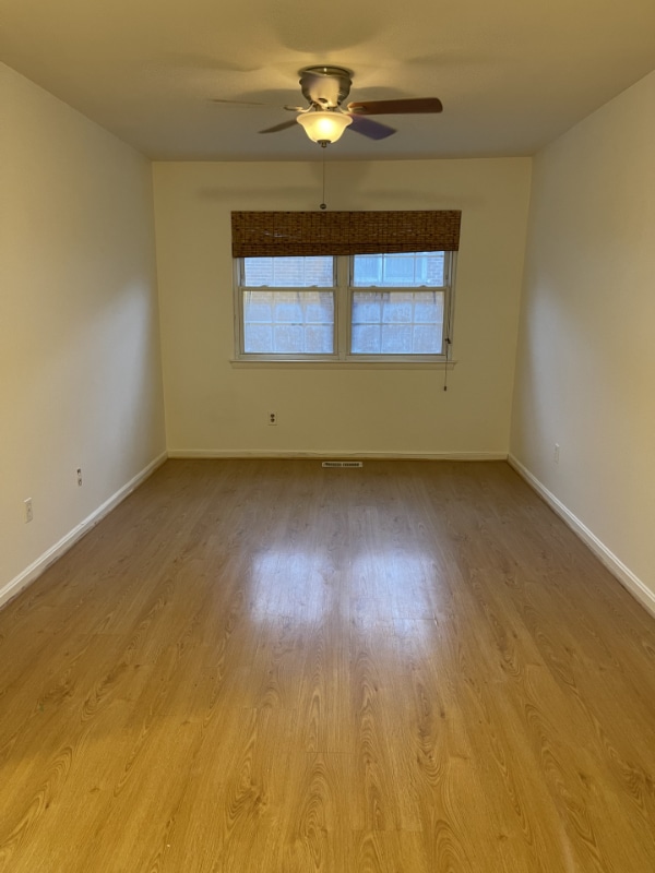 Building Photo - 8200 Walutes Cir