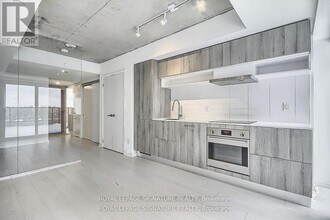 Building Photo - 5 Soudan Ave