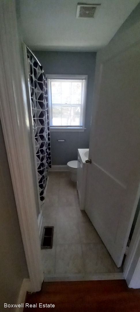 Foto del edificio - 2 br, 1 bath House - 811 Winston Avenue