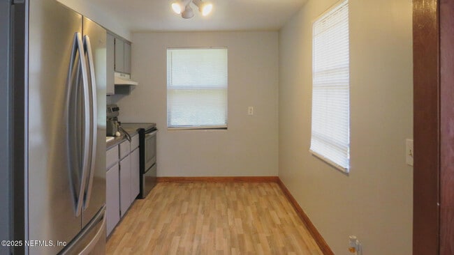 Foto del edificio - 1609 W 13th St