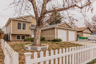 Building Photo - 18747 E Carmel Cir