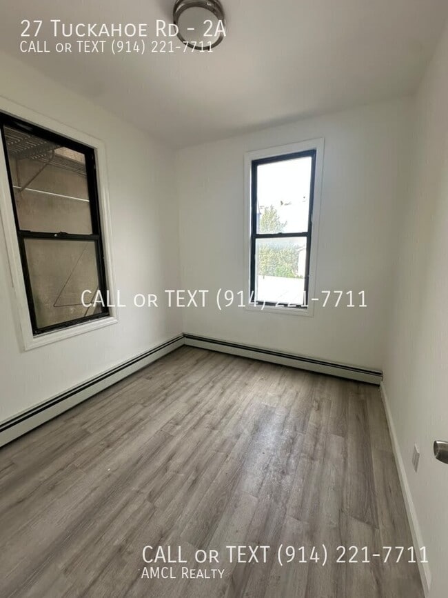 Foto del edificio - 27 Tuckahoe Rd
