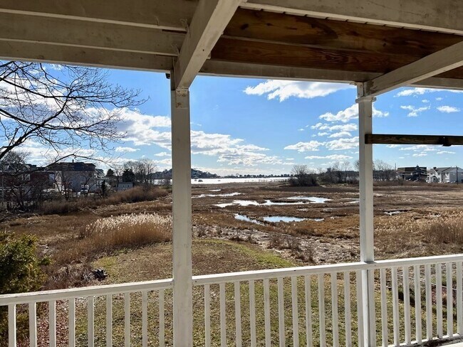 Foto del edificio - 34 Sunnyside Ave