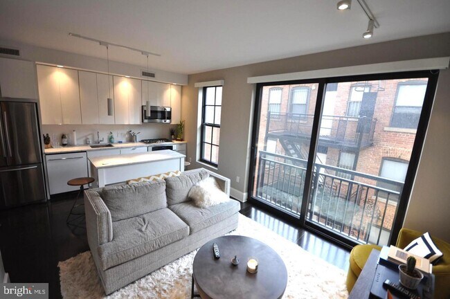 Foto del edificio - 1011 M St NW