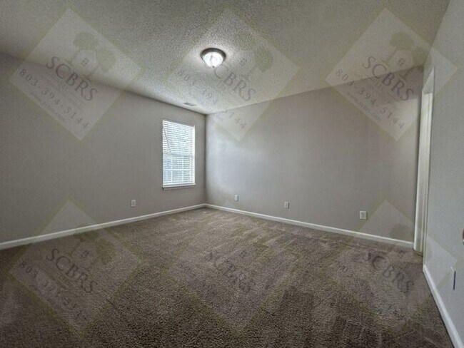 Foto del edificio - 352 White Gables Dr