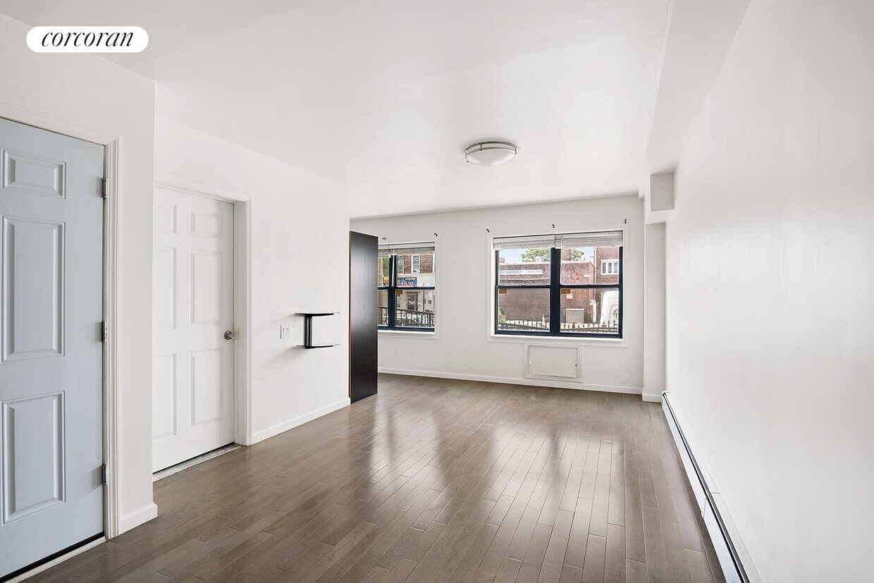 8114 101st Ave Unit 1F, Queens, NY 11416 Room for Rent in Queens, NY