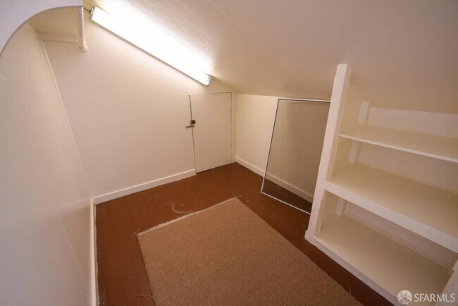 Building Photo - 1448 5th Ave