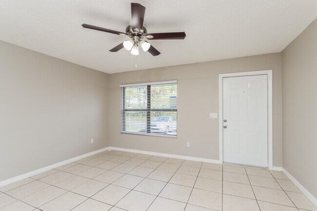 Foto del edificio - 1485 Wakefield Rd SE