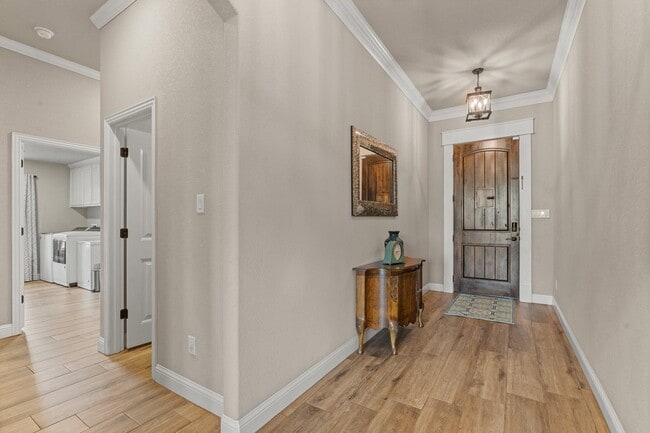 Building Photo - 9708 Puma Tr