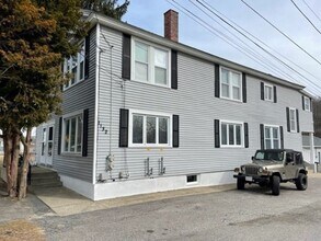 Building Photo - 1132 W Boylston St