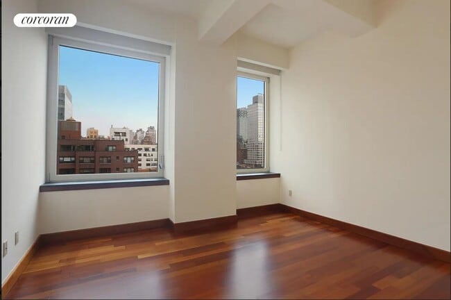 Foto del edificio - 305 E 63rd St