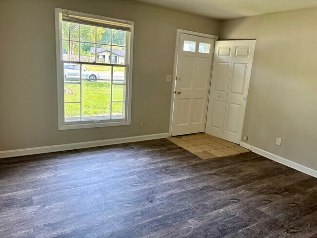 Foto del edificio - 1218 Burnwick Ct