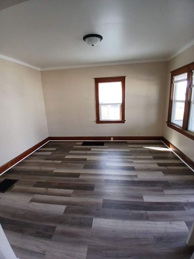 Building Photo - 1416 Chestnut St