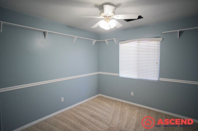 Building Photo - Lovely Home in Northwest Bakersfield