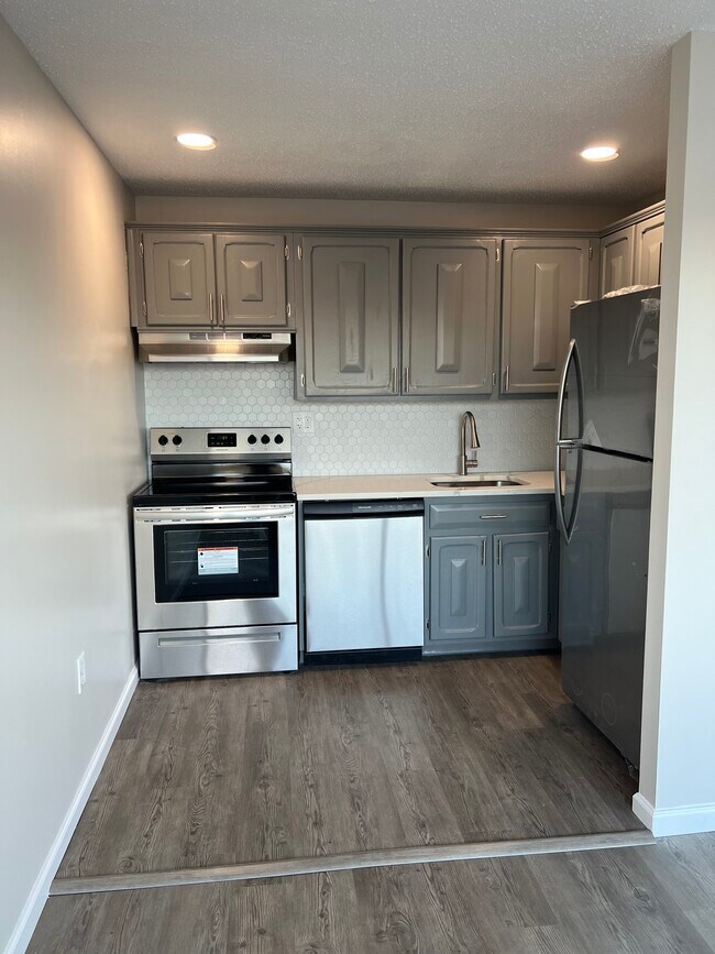 Kitchen - 1320 Berlin Tpke