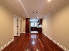 Building Photo - 230 Urbano Dr