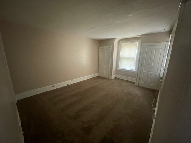 Large living room - 1165 Morton Ave