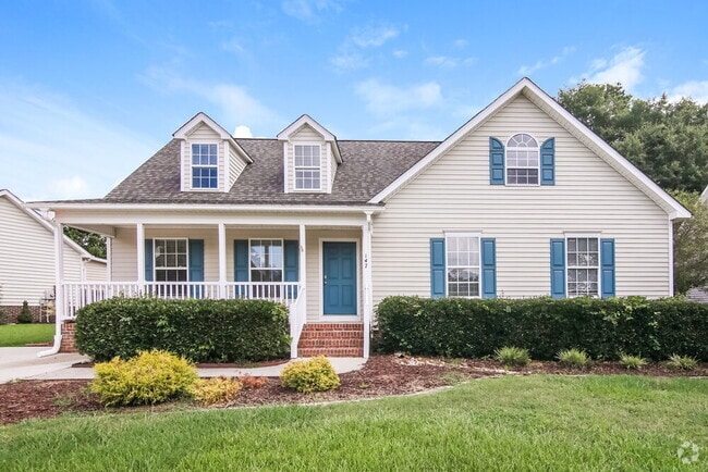 Building Photo - 147 Tralee Dr