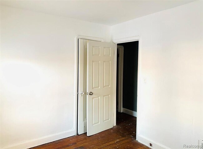 Foto del edificio - 14960 Tracey St