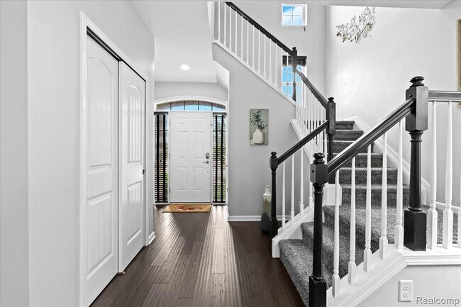 Foto del edificio - 49645 Hartwick Dr