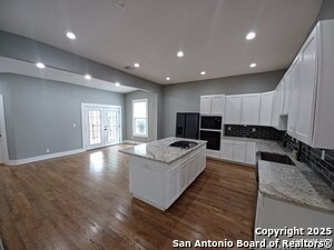 Foto del edificio - 618 Dawson St