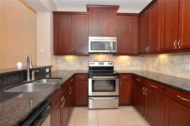 Foto del edificio - 498 Canyon Stone Cir