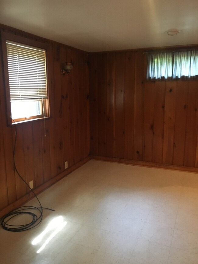 Sala de estar - 1402 Broadway N