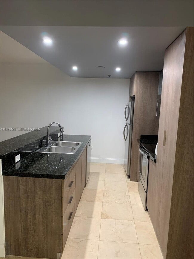 Foto del edificio - 1401 SW 22nd St