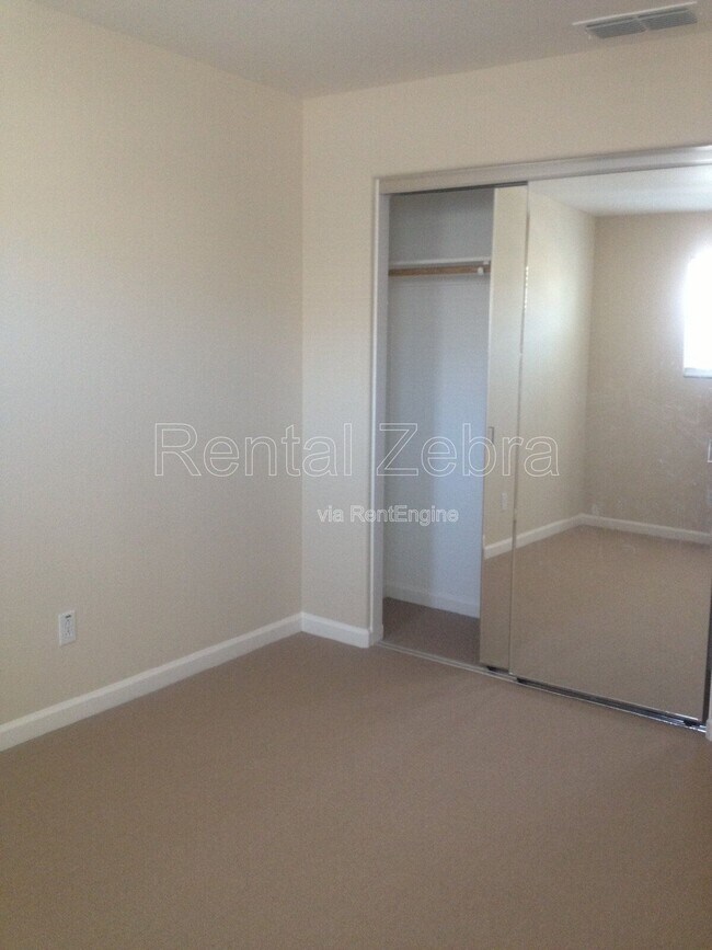 Foto del edificio - 103 Pelican St