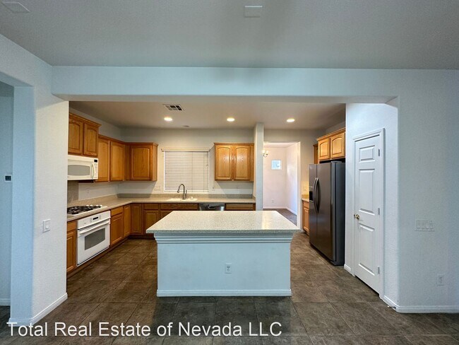 Foto del edificio - 4 br, 3.5 bath House - 10406 MINERS GULCH AVE